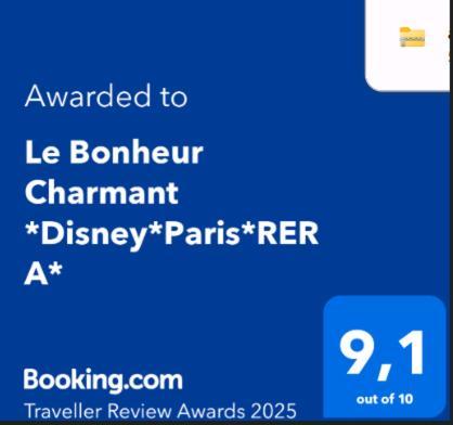 Le Bonheur Charmant *Disney*Paris*Rer A* Bussy-Saint-Georges Buitenkant foto
